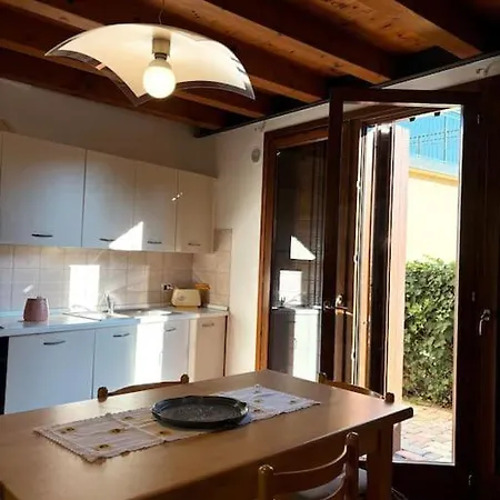 Borgo Del Colle Apartment Colle Umberto (Veneto)